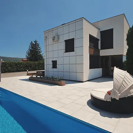 Cube - & Pool Villa Bihać