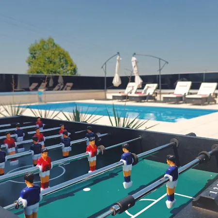 Cube - & Pool *